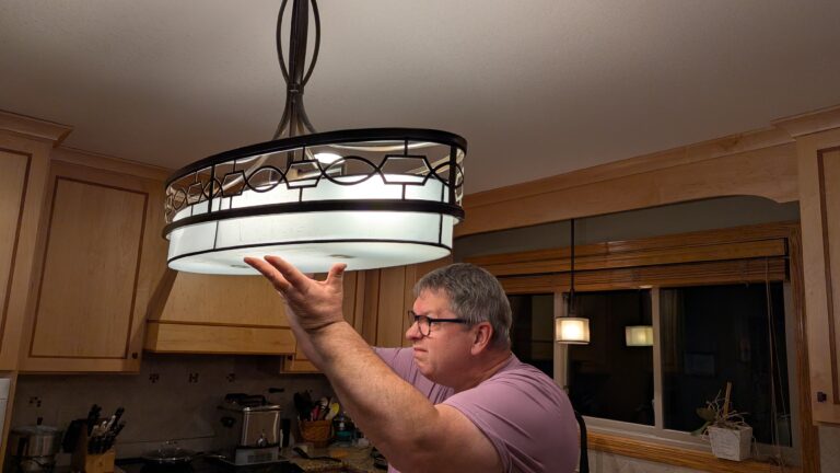 PXL_20251117_024040759