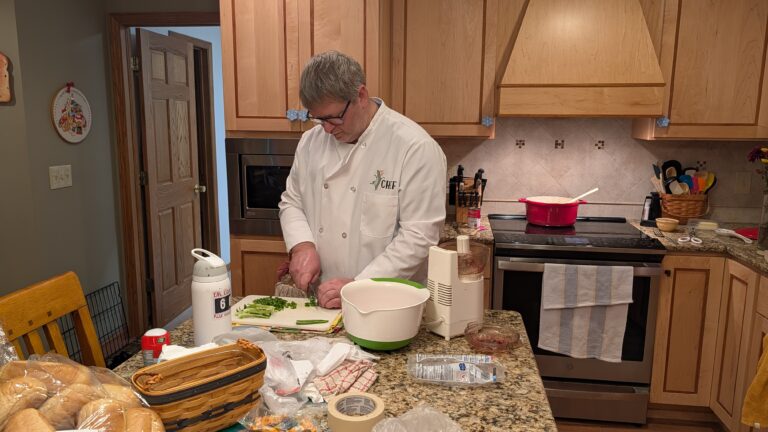 PXL_20251219_223313371