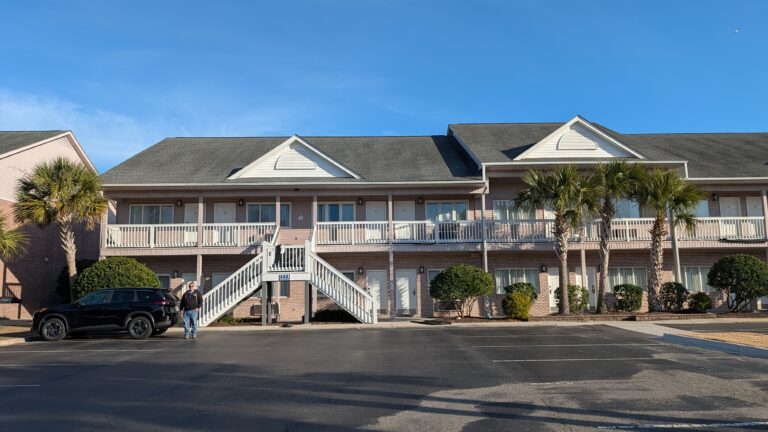 PXL_20260217_212358636